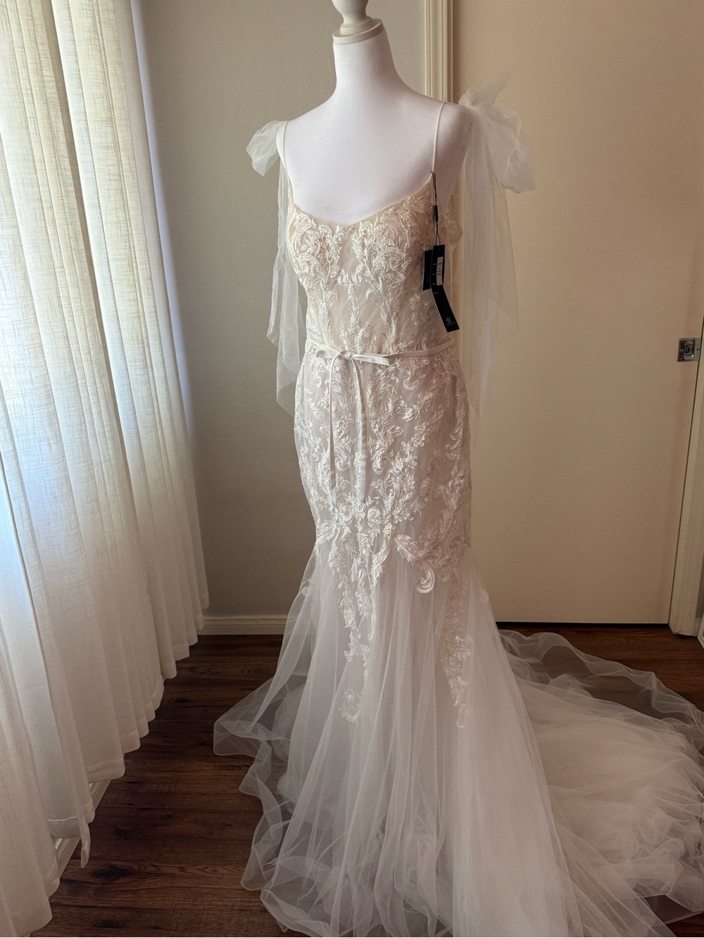 Andrea & Leo Couture Beatrice Style A1086W Size 14 Designer Bridal Gown Sample